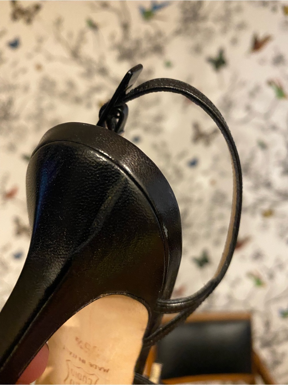Vintage ‘90s/Y2K Jimmy Choo Black Leather Cutout Slingback Heels - Picture 14 of 16